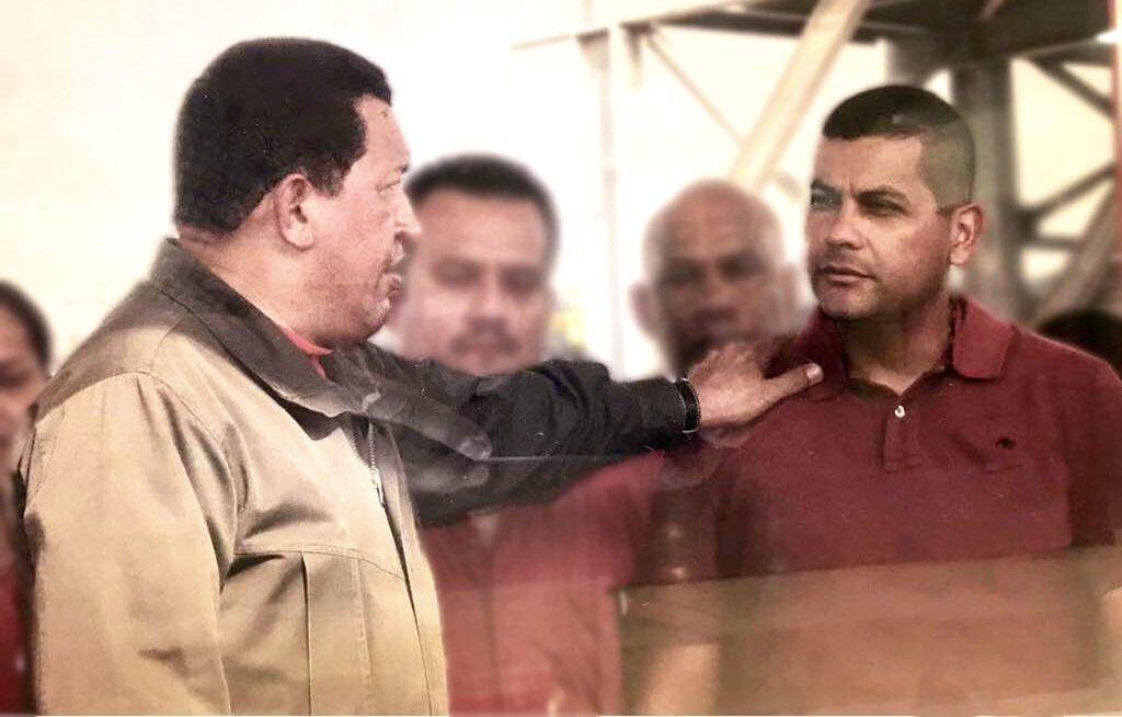 Omar_PrietoPSUV's tweet image. #6AñosDeTuSiembraComandante siguiendo tu camino, tu legado, con orgullo y convicción. Es la mejor manera de honrar tu entrega al pueblo. Son #6AñosDeAmorYLealtad batallando y venciendo juntos. Tus enseñanzas y consejos por una Patria mejor siempre están ahí. Te amo, Chávez!