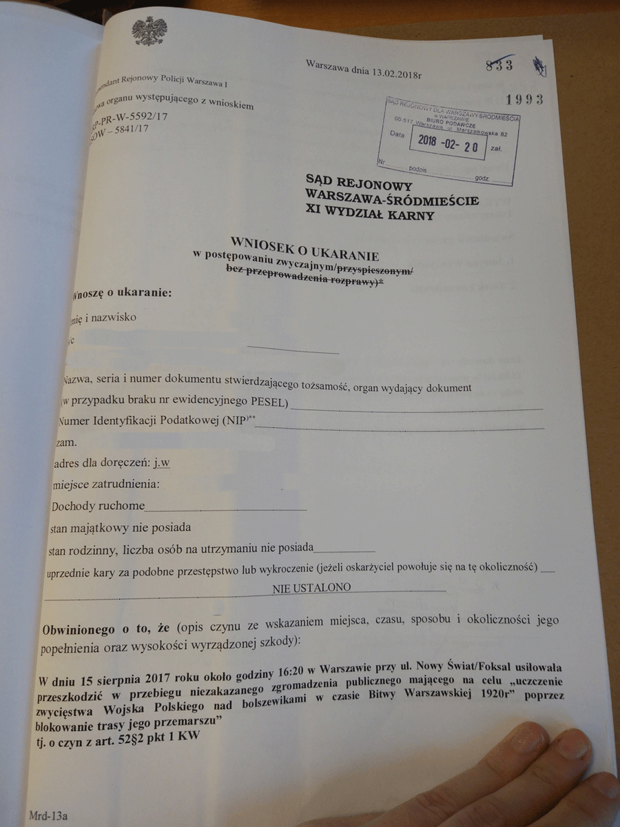 Dziś o 13.10 w Sądzie Rejonowym W-wa Śródmieście s. 361 będzie ogłoszenie ważnego wyroku - 40 (!) protestujących przeciwko marszowi narodowców z 15.08.2017 r. Gorąco zapraszam