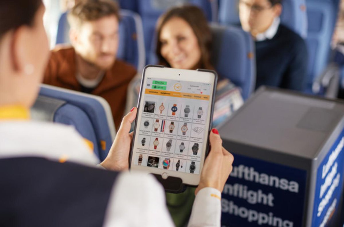 lufthansa's tweet image. Forgot to buy a souvenir for friends &amp;amp; family at home? No problem. On board you have the option to do some last minute shopping. #Lufthansa #InflightService