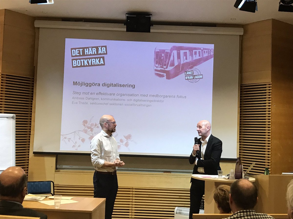 MalinMB's tweet photo. Andreas Dahlgren pratar om digitaliseringen i #Botkyrkakommun https://t.co/JRxDxff401