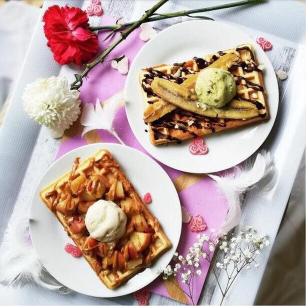 [❄️ Cadeau glacé de la semaine ❄️ ]
C'est Mardi Gras ! Pour l'occasion voici la recette de gaufres et la photo réalisé par @healthyfood_colorful 😍
Rendez-vous sur instagram.com/maisonalperel/
#MardiGras #MardiConseil