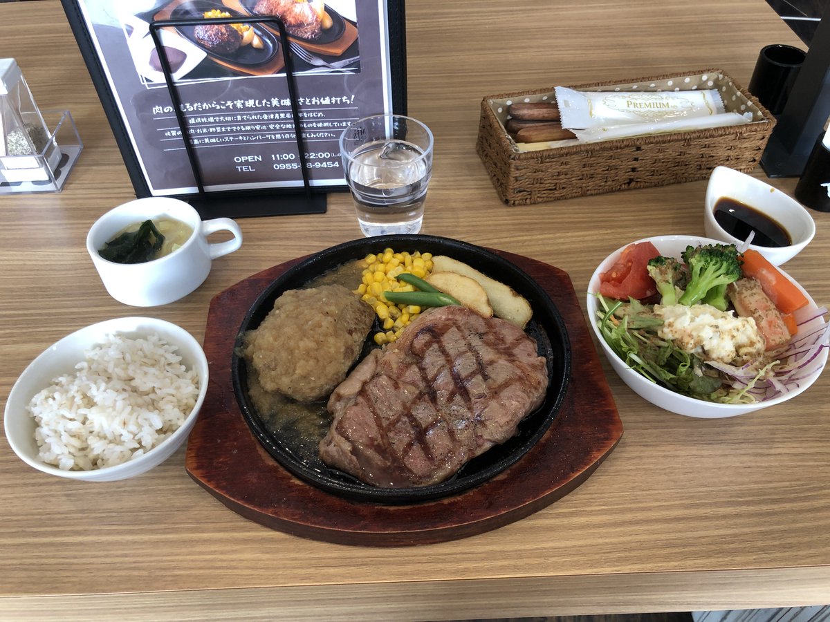 tadasi_rocket3's tweet photo. 佐賀県唐津市町田1011
ハンバーグ&amp;ステーキTOMORU 
#TOMORU 
#ステーキ
#ハンバーグ
#黒毛和牛
#アンガス牛
#triumph
#rocket3 https://t.co/HWy58uWjQF