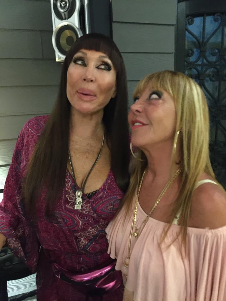 Moria Casán tweet media