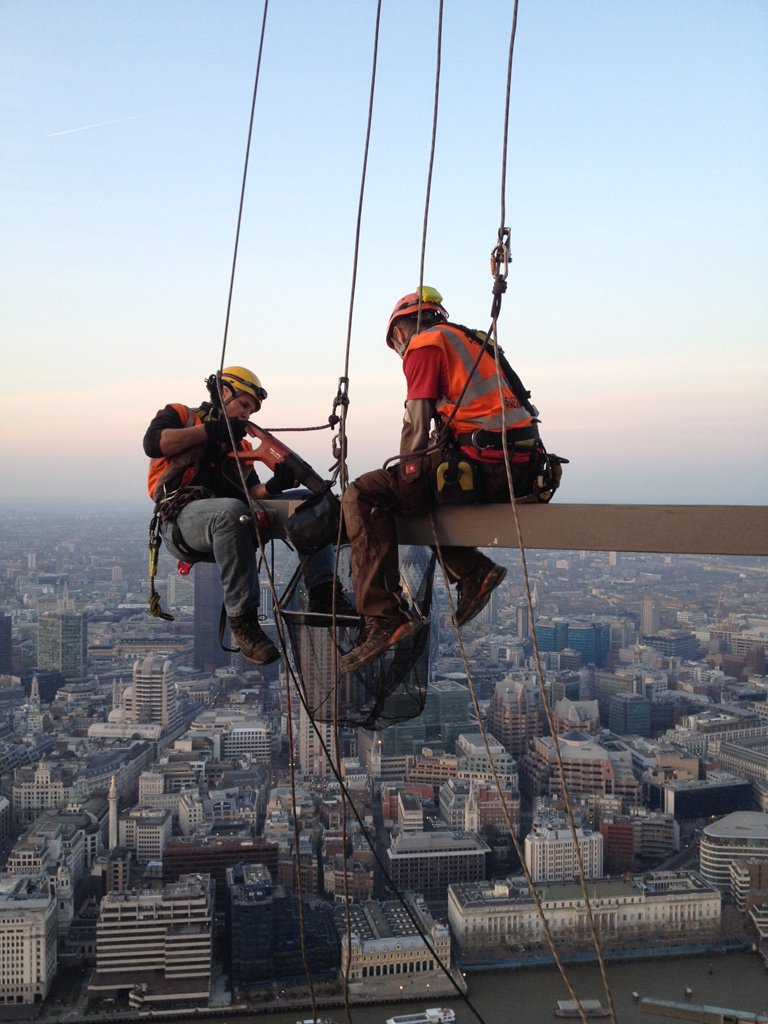 Down_S_Access's tweet photo. Trivia Tuesdays!
What do you think makes a good Rope Access Technician?
Comment your answer below๐
#DSA #DSAday #downsouthaccess #courseatdsa #course #doacoursewithdsa https://t.co/4oO1busTWL