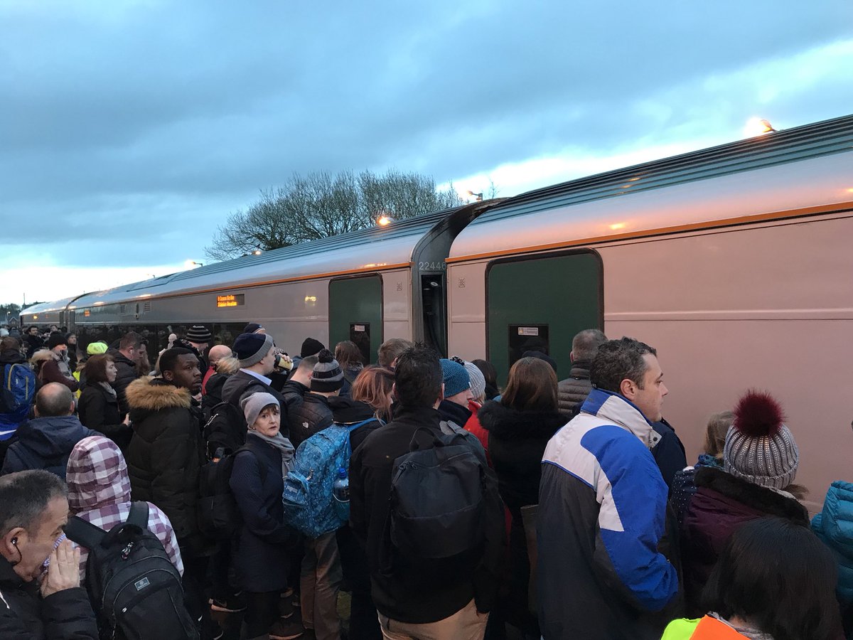 sinfarrell's tweet photo. @IrishRail This is the train that’s meant to accommodate passengers?! Full to dangerous levels with numerous passengers unable to fit on. https://t.co/Fxo5dCH8Rg