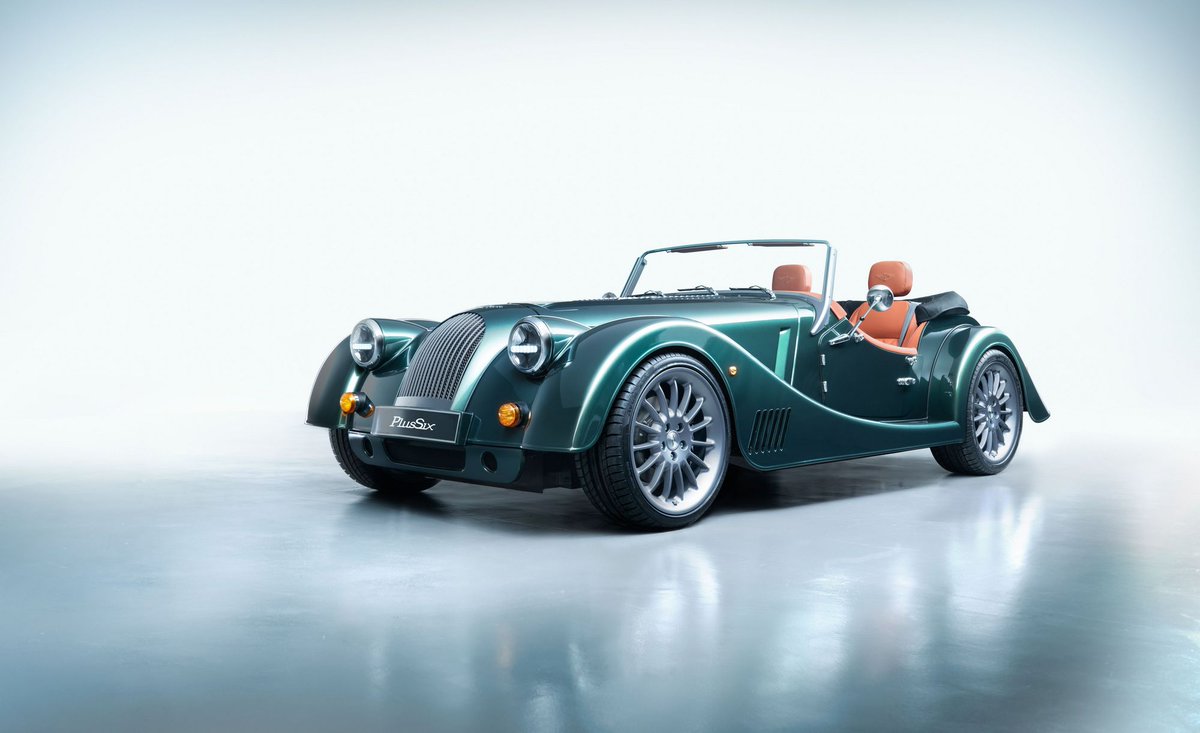 De Plus Six is de eerste nieuwe Morgan in 19 jaar. Met BMW-power. #Morgan #MorganPlusSix #BMW  Zie bit.ly/MorganPlusSix