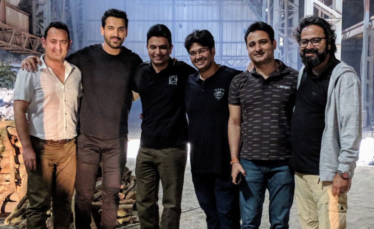 A throwback to the first shoot day of #SatyamevaJayate, which was exactly a year ago... Kudos to each member of the team who made it happen and thanks to all the audiences for their love. 🎬 @zmilap @TheJohnAbraham @BajpayeeManoj @aishasharma25 @AmrutaOfficial @nikkhiladvani