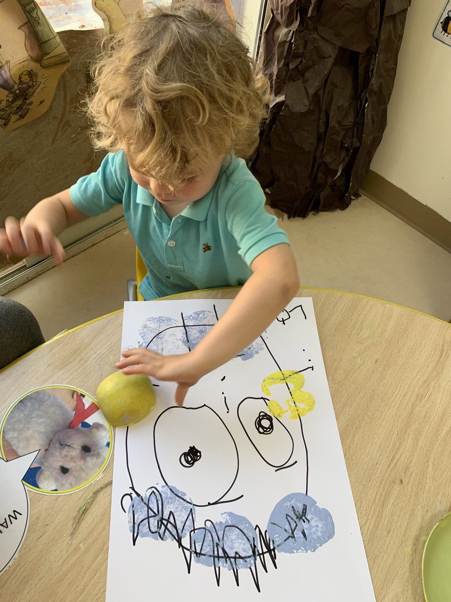 VHPS_FS1's tweet photo. FS1 Yellow have enjoyed art day! We have created art work inspired by Giuseppe Arcimboldo and Jason Pollock. #vhpsart #vhpsthelittlethings #vhpsfs1 https://t.co/dLVEGFSmOO