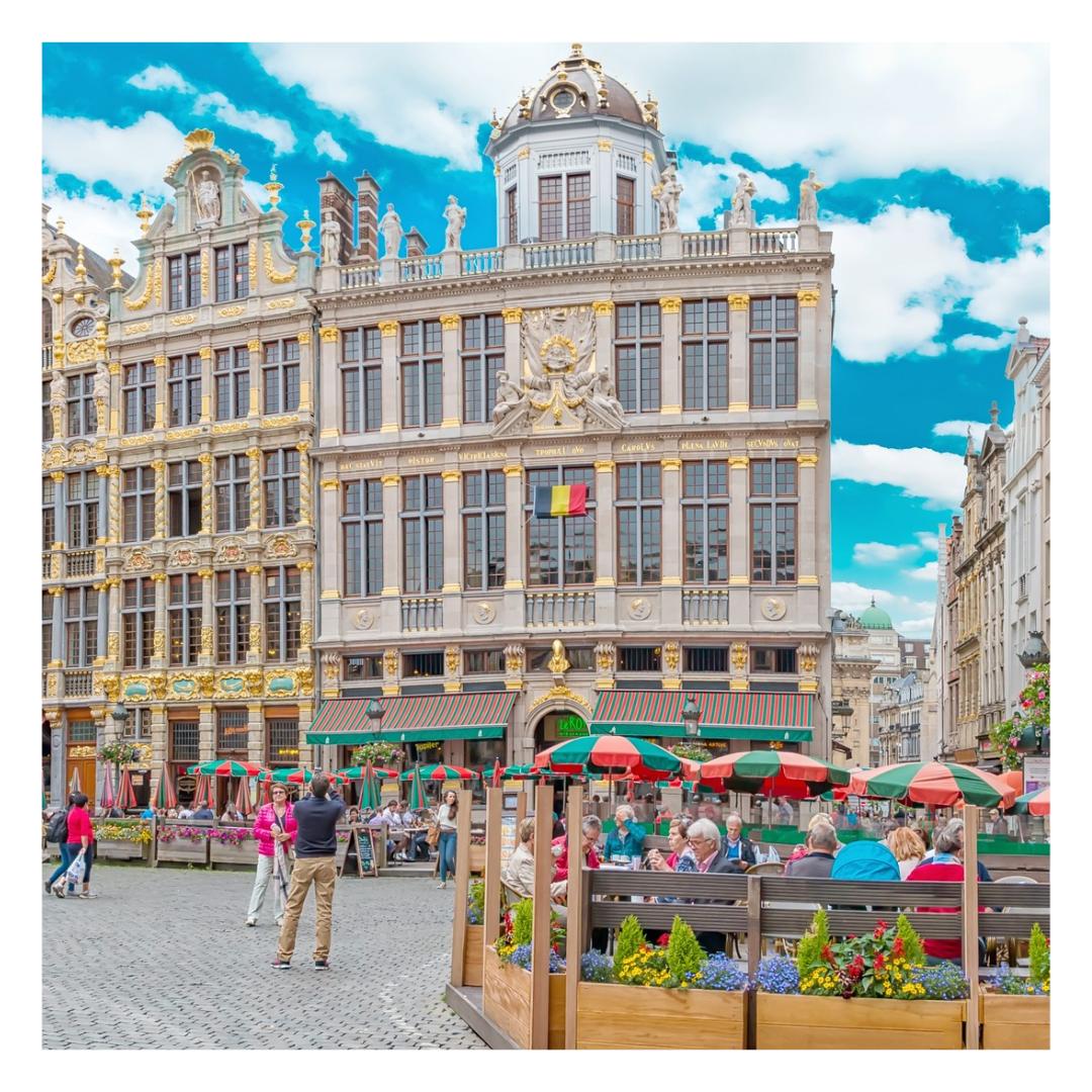 UNESCO heritage in Brussels
•
The Grand Place in Brussels was added to the UNESCO World Heritage List in 1998. 
It's time to explore more of Brussels!
•
#belgium #brussels #unesco #worldheritage #grandplace #victorhorta #belgianbeer #beer #culturalheritage #visitbelgium