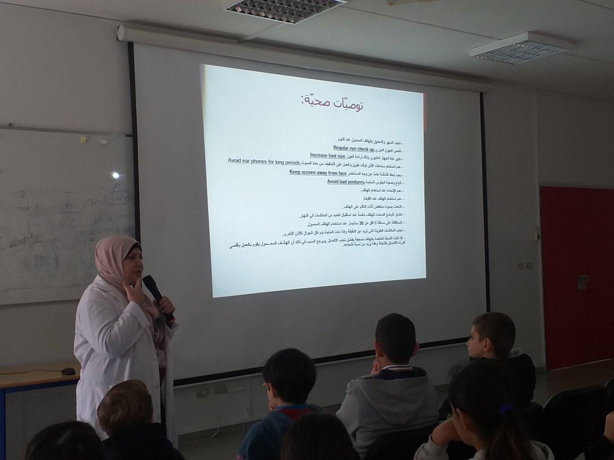 AfaraOhoud's tweet photo. #Consecutive_lectures were devoted to all 6, 7, 8 and 9IP &LSC graders about #Lack of sleep #Misuse of smartphones, laptops...etc & it's effect on #health , #cognitive_performance #Nursing_education @Hhhsinfo @DidiSaleh10 https://t.co/k1VC8AWEMF