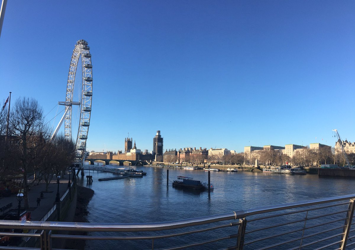 ChezBeckett's tweet image. Good Morning London ready for a big #NAW2019 IBM event welcoming apprentices from other companies for a development hack #FutureisTech #LearnCodeConnect