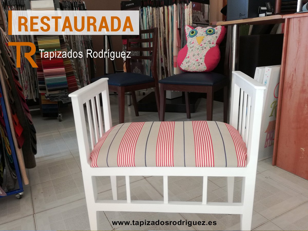 En Tapizados Rodríguez empleamos siempre las mejores telas y tejidos para nuestros proyectos de restauración y tapizado.

Esta banqueta restaurada por completo es un buen ejemplo de ello.
#TapizadosRodríguez #Decoración #Cáceres #RestauraciónMuebles