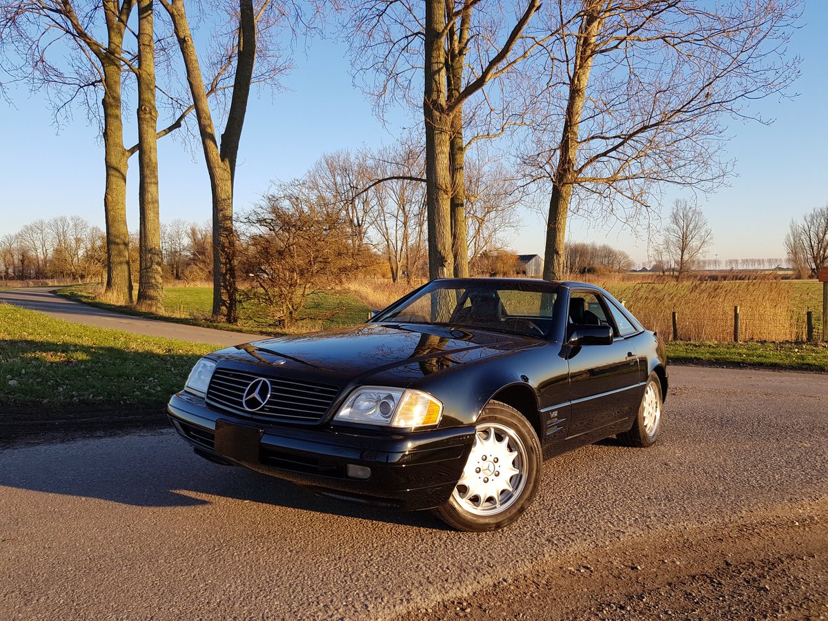 facebook.com/marketplace/it…
Up for auction. #sl600 #mercedesbenz #V12