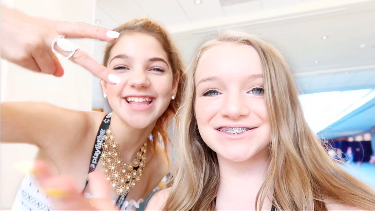 BryleighAnne_'s tweet photo. Until next year #playlistlive #PlaylistLive2019 https://t.co/Sqj1WHAVhb