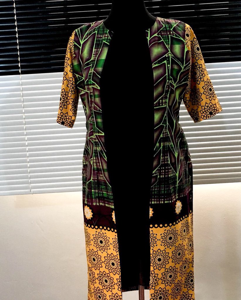Motastique's tweet photo. 05•03•2019
~
TUESDAY PICK
Ready to wear jacket, made with a distinct Ankara fabric for one of our beautiful Mo’woman.
•It has two side pockets
Neatly made with ❤️ by: @motastique
.
.
#bellanaija #naijaonlinestores #naijabeauty #ankarafashion #ankarastyle #Stylerave https://t.co/AQJLDT3BPG