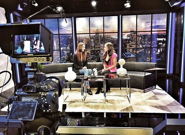 Tag someone who you think would be an awesome person to interview next on my television show?!?! #TFTtv 👈
.
🎬If you or someone you know would like to be on a future episode of TFT TV follow <a href="/ToolsForTalent/">Tools For Talent Inc</a> &amp; apply at TV.ToolsForTalent.com 📺 We fe… ift.tt/2TAVFaA