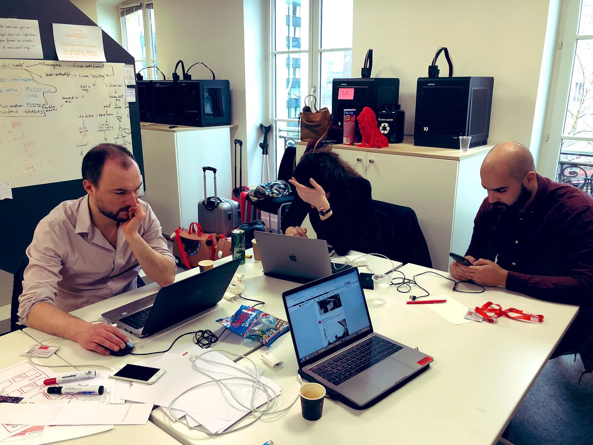 studio361_'s tweet photo. Incroyable semaine co-organisé avec le @makerslab_ d'@EMLYON pour notre collectif 361° #earlymakers #booster #bootcampIA https://t.co/mGgRllk8JN