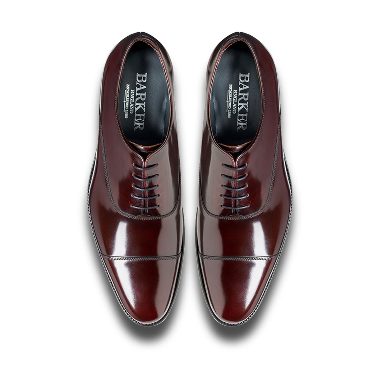 UNMUTE_URSELF's tweet photo. Here's an everyday classic you can never go wrong with in style. Shop WINSFORD here => https://t.co/xXfWPZJRIU #igaspofficial #barkershoesltd #toecaptuesday #oxfordshoes #goodyearwelted #polishedleather #gentstyle https://t.co/Q8HzeVfPZM