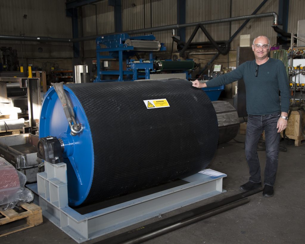 im_mining's tweet photo. In a repeat order since three were delivered in 2015, two more 1.2 m #pulley #magnets have been supplied by @MasterMagnetsUK to an #ironore #mine in #Sweden for extracting large #trampmetal from #conveyors prior to #crushing & #screening #futureofmining https://t.co/BkyFpyQTcA https://t.co/lQ52qOdPDR