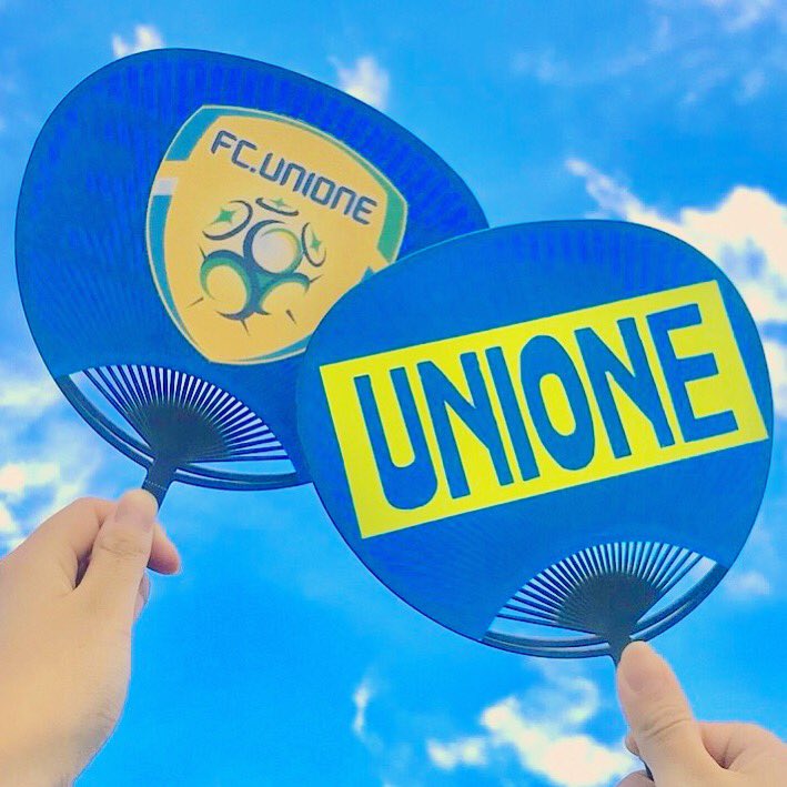 FC_UNIONE's tweet photo. 近畿大学に合格した皆さん！おめでとうございます🎉🎉
サークルが多すぎて困っているそこのあなた❣️是非FC.UNIONEに一度来てください💙💛
総勢100人くらいの大きなサークルですが
先輩後輩関係なくみーんな仲良しです😍❤️
最高に面白い先輩たちがあなたをお待ちしております🌈🌈
#春から近大 #近大2019 https://t.co/2bY1oRIvIj