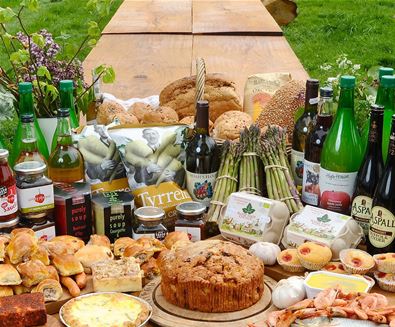 thesuffolkcoast's tweet photo. The Alde Valley Spring Festival, taking place between 27th April and 26th May, is a four week celebration of food, farming, landscape and the arts in the beautiful Upper Alde Valley on The Suffolk Coast... > https://t.co/IoP0gWbLaf #TheSuffolkCoast #Suffolk #AldeValley https://t.co/0grtnm7hvz