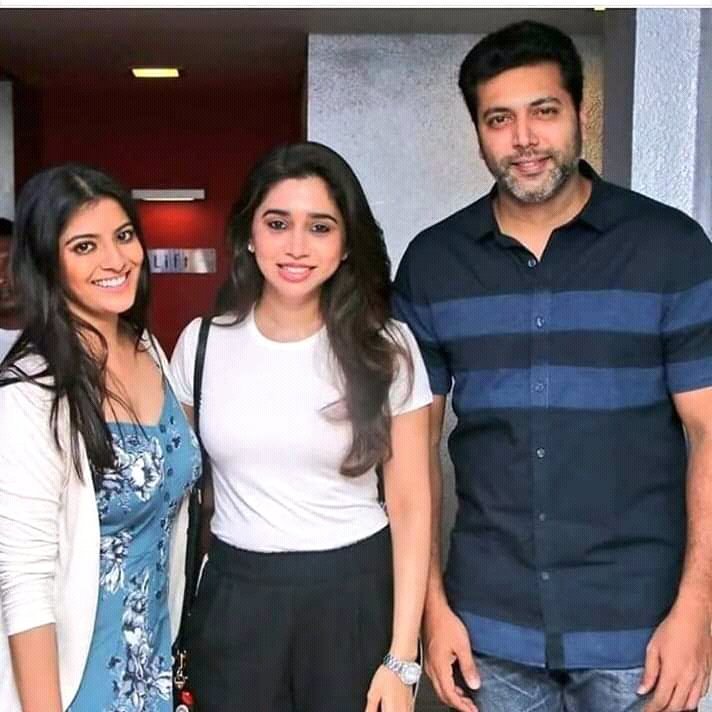 Arun_Kallada_'s tweet photo. Happy birthday @varusarath 💐💐
first look of #Danny Good luck 👍👍
Wishes from @actor_jayamravi fans 💝
#5FirstLooks
@varusarath
@pgmediaworks
@muthaiahG
@Lcsanthanamoor1
@Dhayasandy
@SOUDARBAIRAVI
@onlynikil
@Editor_SN_Fazil https://t.co/59QuECWl0j