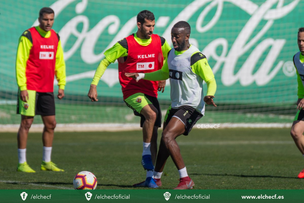 elchecf's tweet photo. ¡Buenos días, franjiverdes!

El primer equipo regresa hoy a los entrenamientos para empezar a preparar el partido frente al @Cadiz_CF (10.30, Anexo).

Plan de trabajo semanal ➡️ https://t.co/UvDAzsAufZ

#ElcheCádiz #MuchoElche https://t.co/aiafbQ7vsS