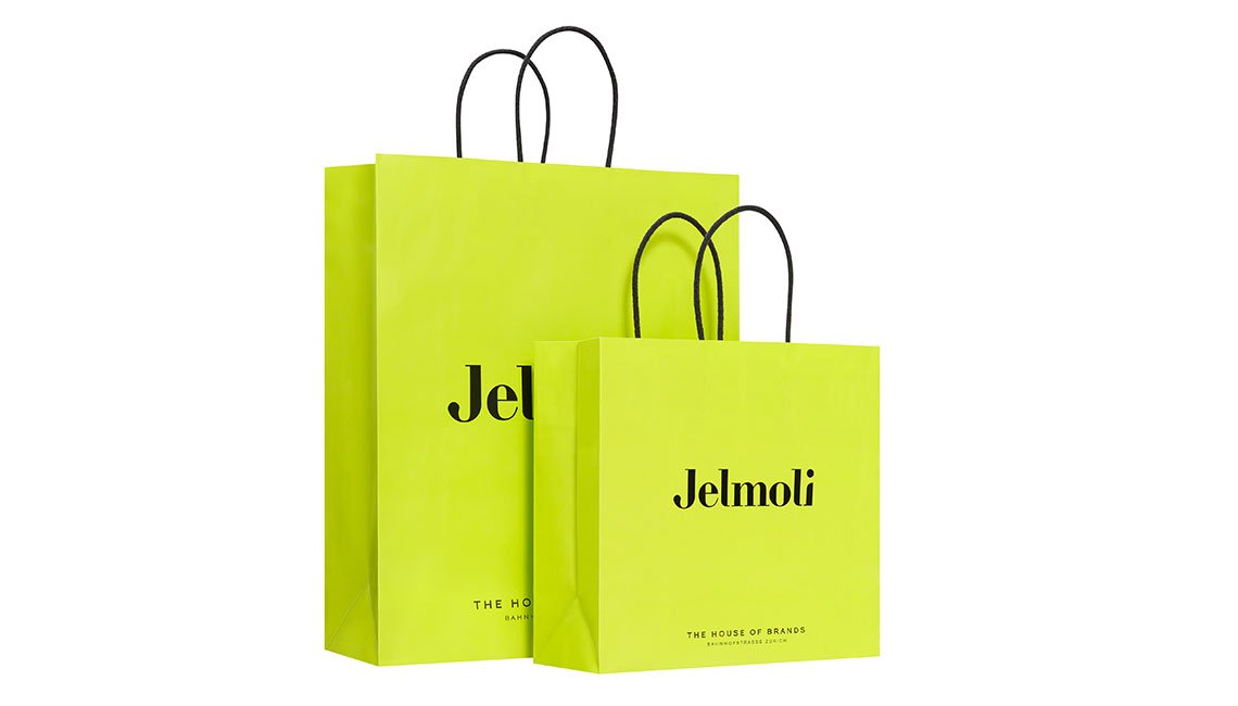 Wir sagen: Good Bye Plastik! 
Ab sofort wird es in unserem Department Store ausschliesslich Jelmoli-grüne, in Europa produzierte Papiertaschen geben. 💚

jelmoli.ch/umstellung-auf…