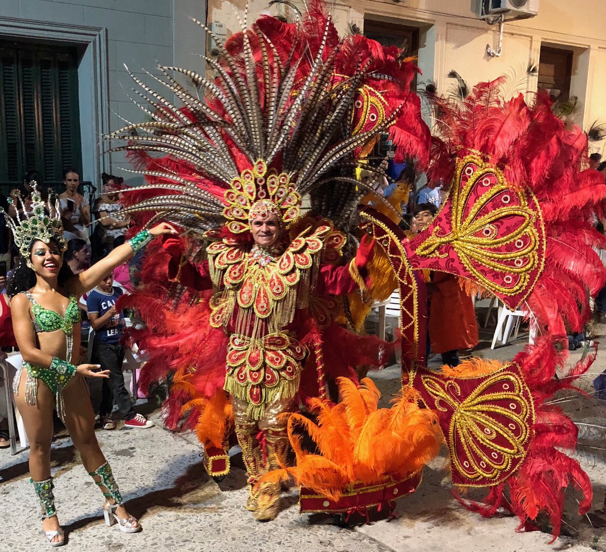 sergiobotana's tweet photo. Camargo desde Rivera y Nelson Pereira desde Noblía son destaques en La Cuchilla y en #CarnavaldeMelo https://t.co/jWoJQ9MEdA
