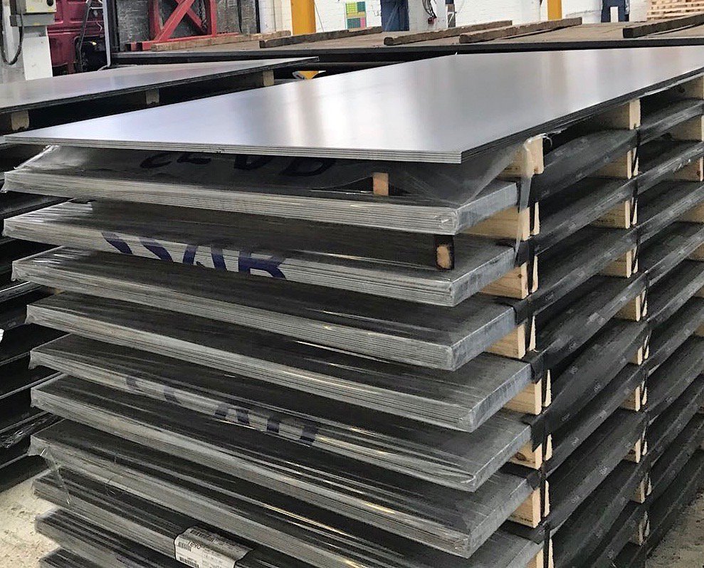 USPsteels's tweet photo. @USPsteels now supply @SSAB_AB Laser Plate S275J2C+N
For more information:
T: 01384598000
E: sales@uspsteels.con
https://t.co/os6Ur6h9nt
Click to read more:
https://t.co/ccIhP2nWKm
#Sales #ssab #lasercutting #steel #sheetmetal #manufacturing #s275 #laserplate #laser https://t.co/RL9H1Bm3jR