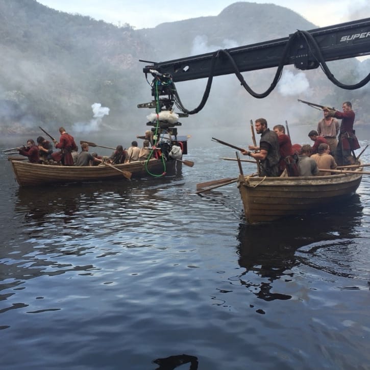 ScreenMastrsInt's tweet photo. Best known for the recent Tombraider movie, the upcoming Deep Blue Sea 2 and TV dramas 'Black Sails' and 'The Crown, but their credits and experience are endless. #stunts #diver #deepsea #underwater #marinecoordinator #action #director @netflix @netflixfilm @tombraidermovie https://t.co/78BC5IZxEG
