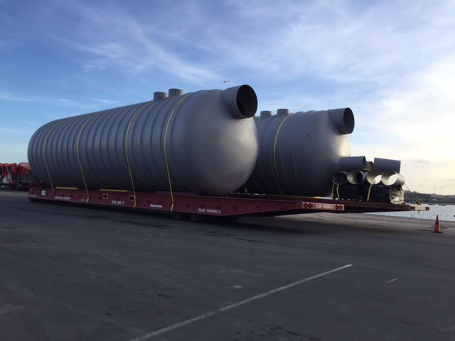 Forget fake news Momo, at 21 and 15mtrs long, over 4mtrs wide and high these are real life monsters that we have recently moved. #projectcargo #oogcargo #freightkgeeks #maficargo