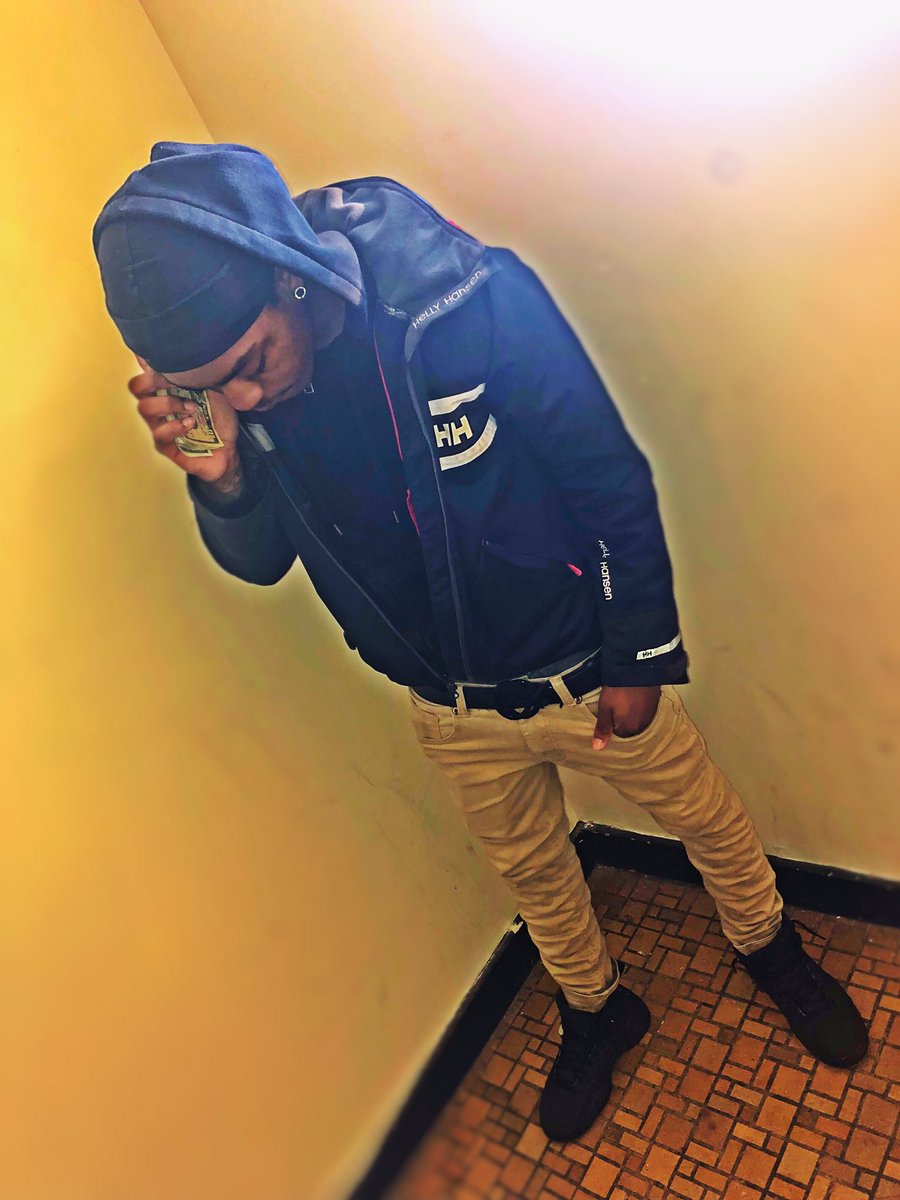 SleezySWorld's tweet photo. https://t.co/LDDxwV5yCz