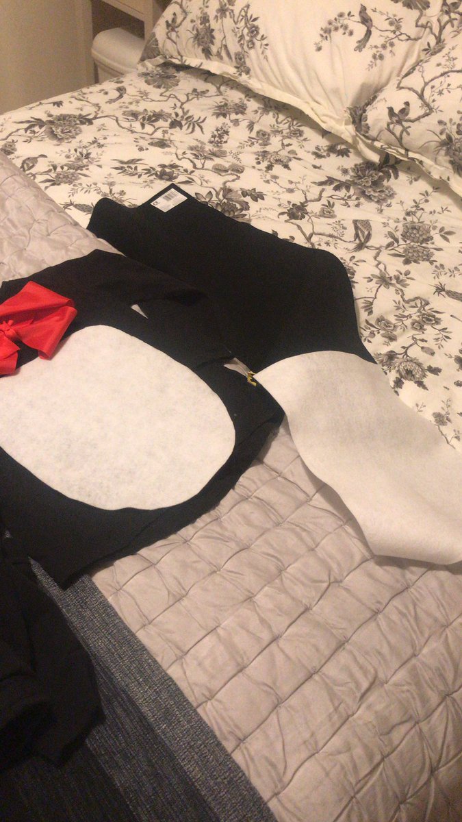 OncoloJo's tweet photo. Crafting in MDTs - does it improve desiscion making?
Was thinking of trying this out tomorrow, by getting as many surgeons as possible to finish my sonโs World Book Day costume ๐๐๐ Iโve done the hat!! #WBD19 #AStitchInTime #MultiDisciplinaryMeeting https://t.co/YNuL60EyML