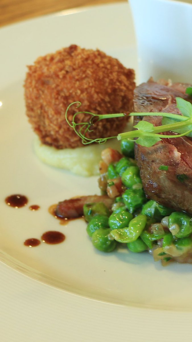 EmilyCardus's tweet image. Still in need of a celeb host for our @tyhafan &amp;amp; @newpathways_ . Let's try and get @LeighHalfpenny1 or @lucyowenwales to joint us? #tyhafanambassador