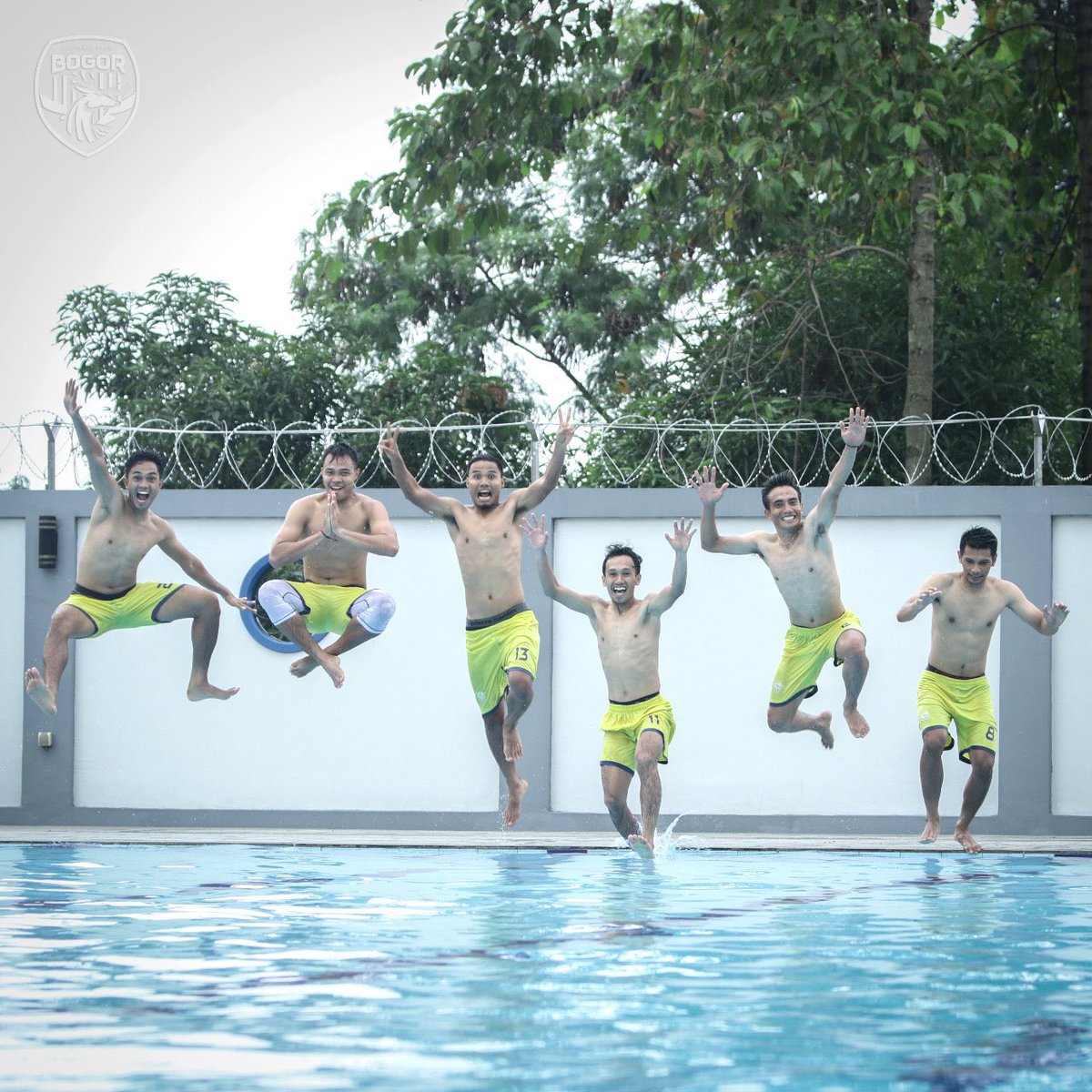 😁🏊🏻‍♂️