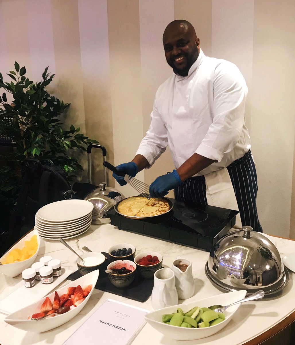 SofitelLondonSJ's tweet image. It’s #ShroveTuesday! Oneil is making the best #pancakes... and with a #smile! #Delicious