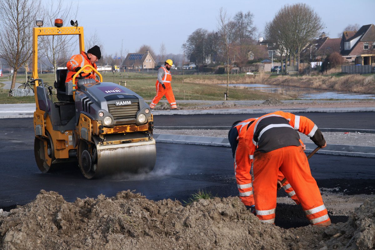 H4A_'s tweet image. In opdracht van de provincie Zeeland heeft H4A de afgelopen maanden hard gewerkt aan de realisatie van een gloednieuw busstation aan de Vestingweg in IJzendijke.

Een mooi project met een uniek eindresultaat!

#MaakhetbijH4A #IJzendijke #Busstation
