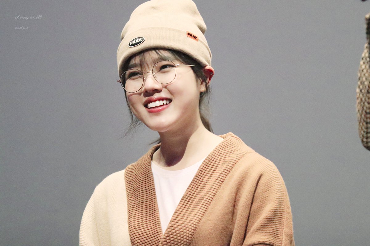 [190214 영화 '증인' 발렌타인데이기념 무대인사] 끝까지 안녕을 놓치지 않는 향기..! https://cherrysmell.tistory.com/entry/190214-movie-ValentineDay-greetings-2…...