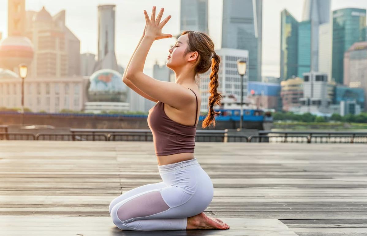 Pose Gratitude - Cultivating a daily practice of gratitude make us happier in our lives by training our mind to see the world through positive eyes. This practice has long-lasting neural effects on our brain, our happiness, and our overall well-being. pilatesyogausa.com
