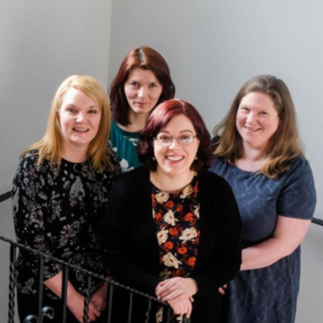 familylawcosts's tweet image. Here we are, the @familylawcosts team, Gina, @amanda_lawcosts, @clairerobson6 &amp;amp; Nicola! #lookingprofessional #posingforthecamera #ParamountFamilyTeam #FamilyLaw