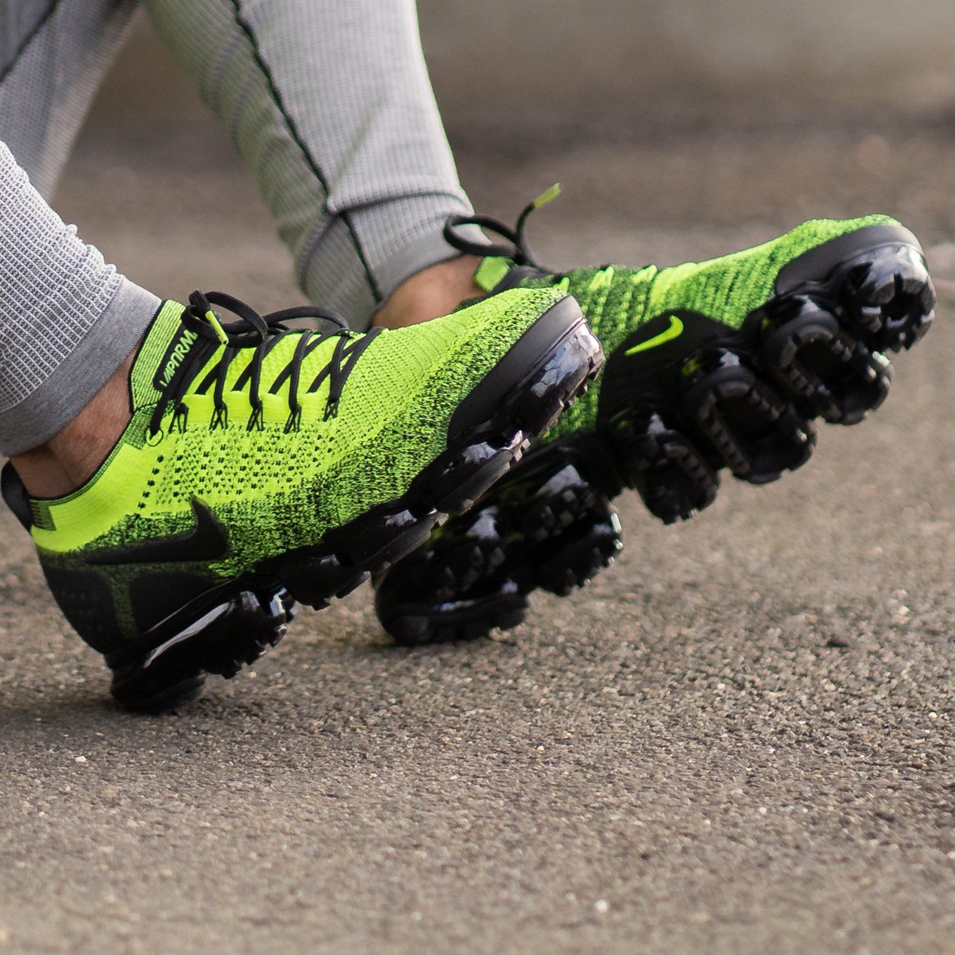 vapormax 2 neon green