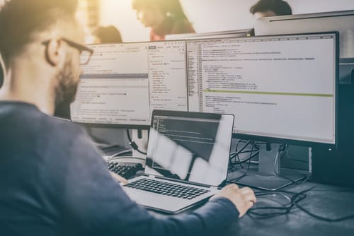 TechFrag's tweet image. Why is It Worth Hiring a Team of Software Developers in Ukraine?