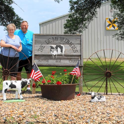 MidwestDairy's tweet photo. Know an outstanding Iowa farm family? The @IowaStateFair wants to know about them. Nominate them for The Way We Live Award. https://t.co/YfEtPphMcB https://t.co/D6MYrpnD19