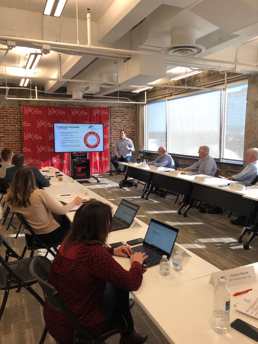 TweddleKevin's tweet photo. Full house for our ⁦@ICBA⁩ ⁦@VentureCenter⁩  SME’s this a.m. in #LittleRock ⁦@TerrenceAmmons⁩ ⁦@79rebel⁩ ⁦@RobJarosinski⁩ ⁦@JohnBuhr⁩ ⁦@shane_ferrell⁩ https://t.co/nAWRBZxJ2d