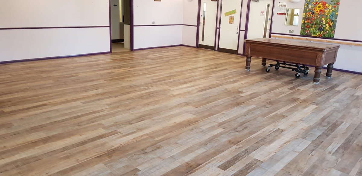 WintonFlooring's tweet photo. @Polyflorltd Polyflor Expona Commercial - Bronzed Salvaged Wood laid in Alkrington Day Centre for @RochdaleCouncil https://t.co/o0wXffTL1F