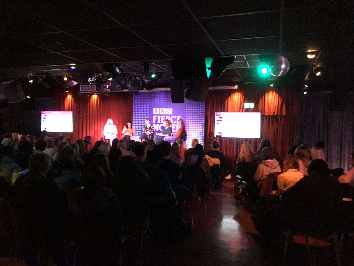 noahbar's tweet photo. #fiercewomeninmedia it’s off with Behind The Scenes Masterclass hosted by @ellieflynn https://t.co/UzBeQ0Kj4n