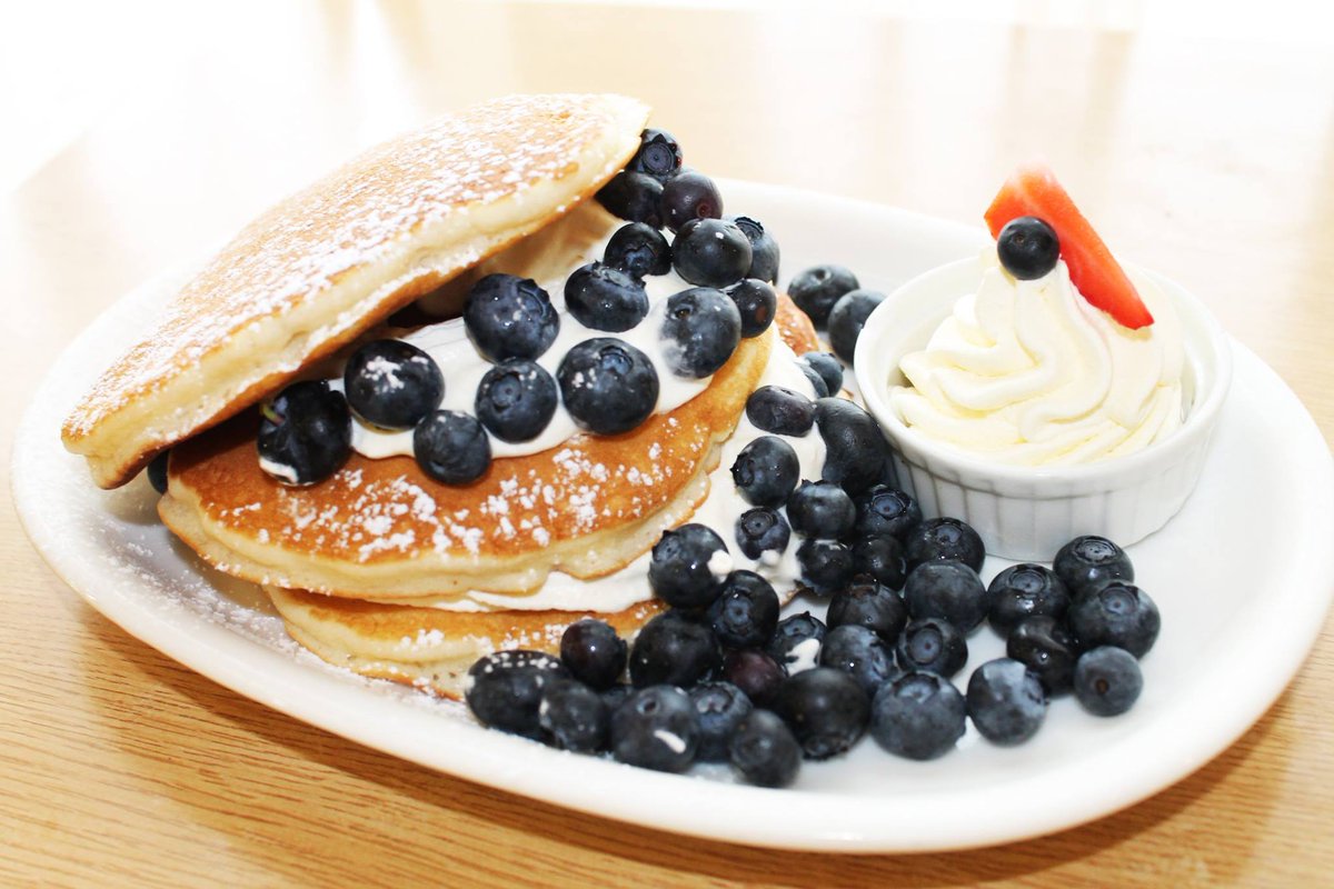 alexandersmhgs's tweet photo. Who wants one? 😍

Available today in the Market House Restaurant 🥞

#ShroveTuesday https://t.co/HQQSxMVtr2