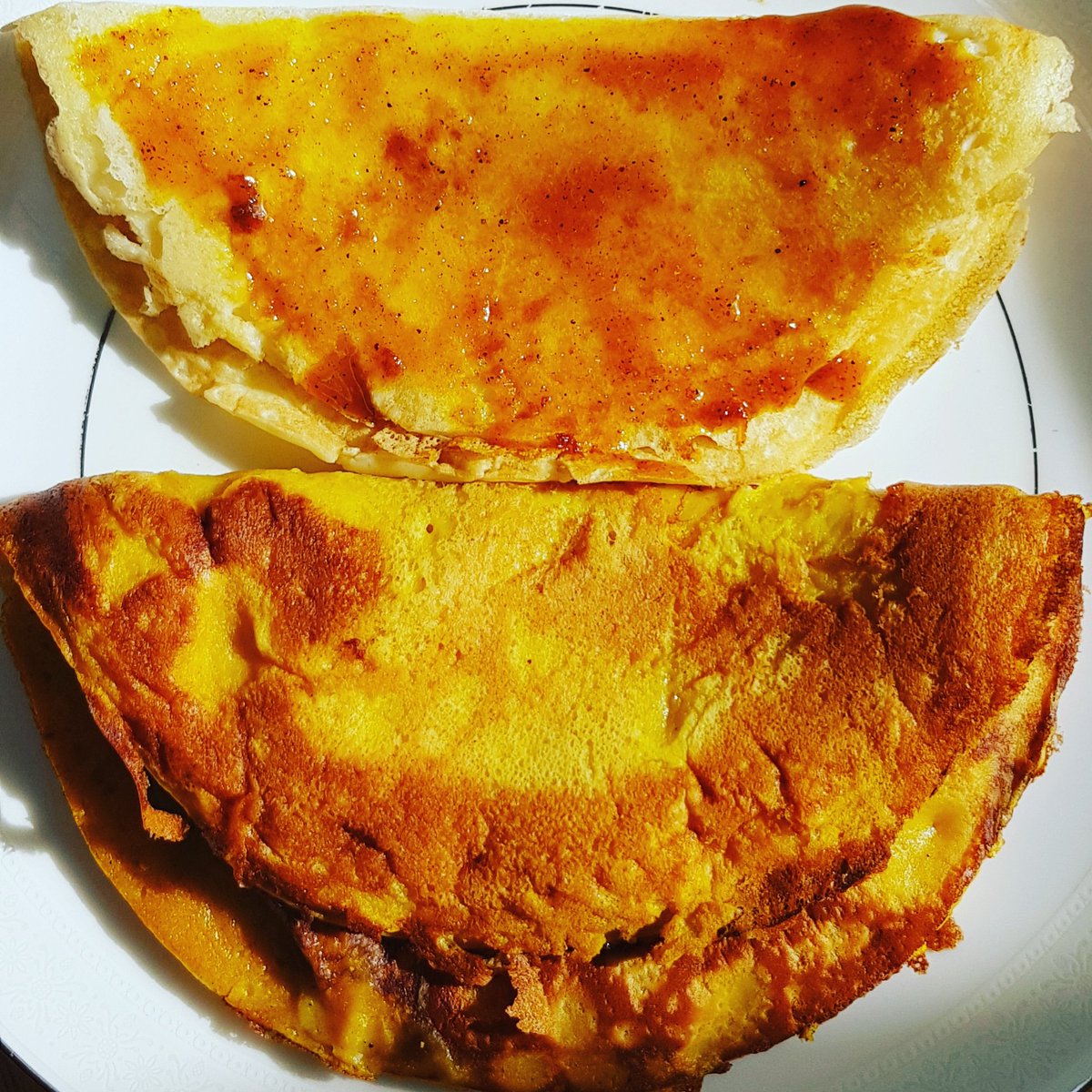Happy #PancakeDay ! <a href="/InyaGold/">Inya-Gold</a> is a delicious alternative to the usual toppings, or can be added to the batter. If you want to be fully turmerically-charged, do both!
#ShroveTuesday #pancakes #norefinedsugar #indianflavours #turmeric #breakfast #fusion