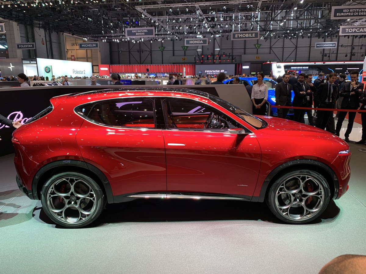 More shocks at Geneva Motor Show - this rather attractive one courtesy of <a href="/alfa_romeo/">Alfa Romeo</a> 
#GIMS2019